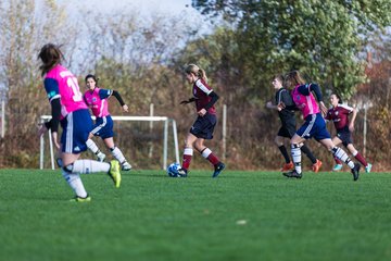 Bild 31 - B-Juniorinnen Halstenbek-Rellingen - Hamburger SV 2 : Ergebnis: 3:8